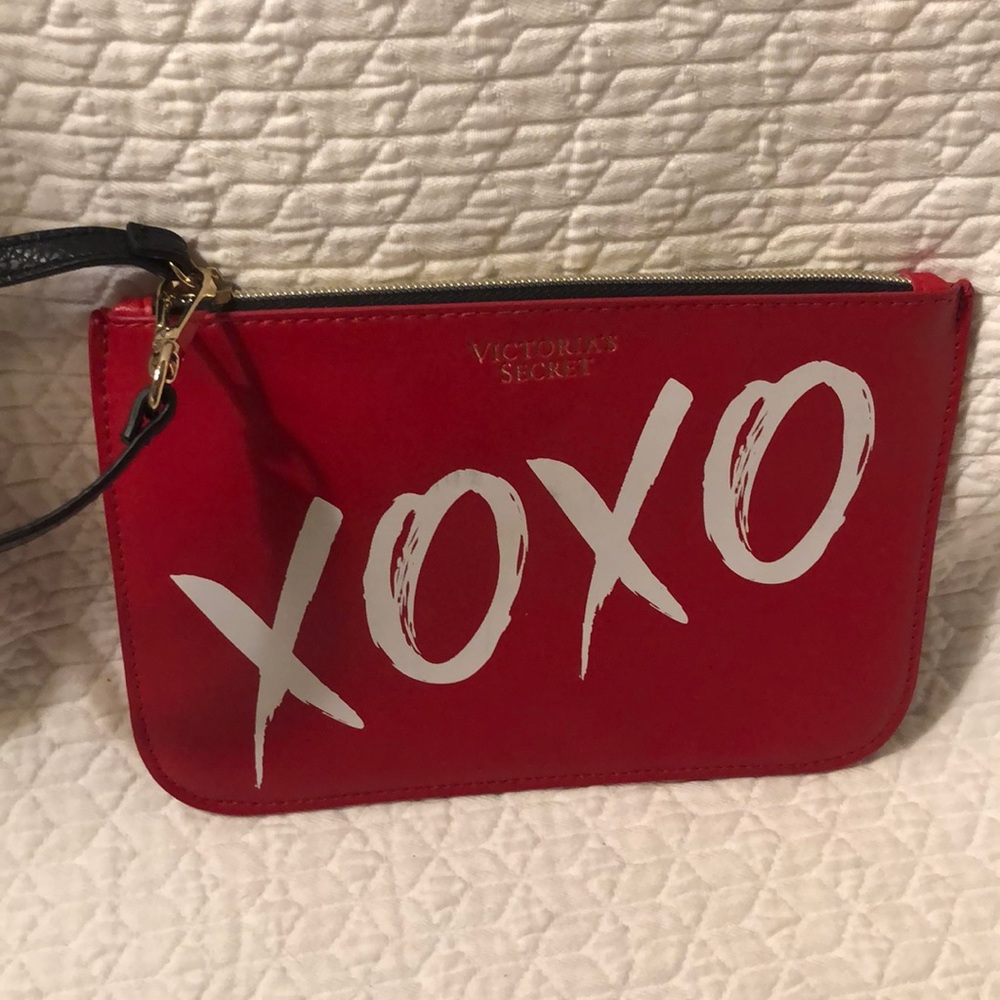 Victoria’s Secret Little Wristlet